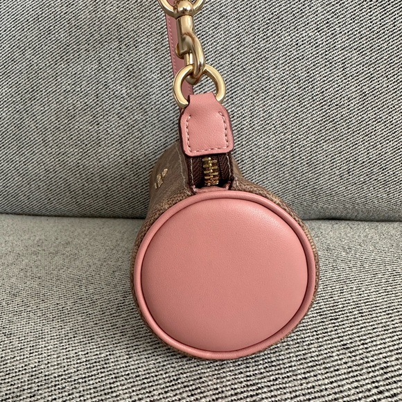 NWT Coach Nolita Barrel Bag In Colorblock Signature Canvas CY040 - Picture 4 of 8